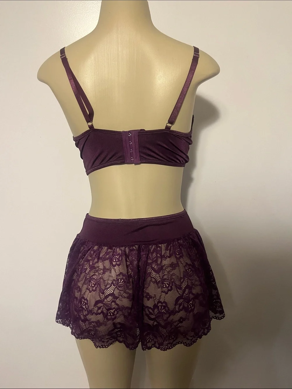 Avidlove Plum Purple Lace Lingerie Set Bralette and Garter Skirt Womens Medium